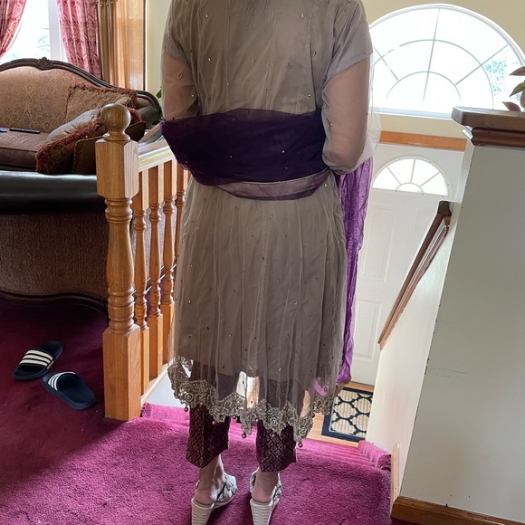 3 piece saree suit - Picture 2 of 4